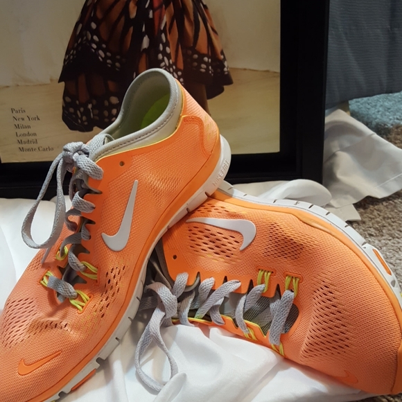 Shoes - Picture 2 of 3